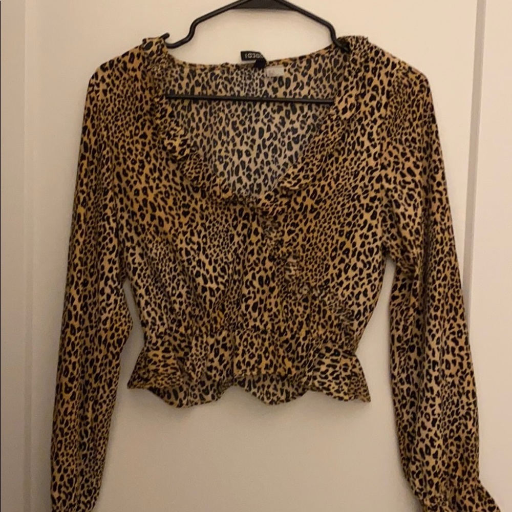 cheetah print top!